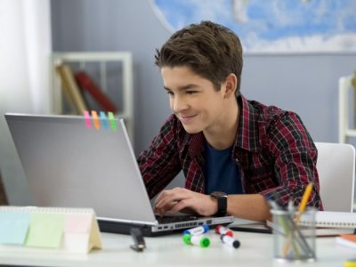 secondary student learning online